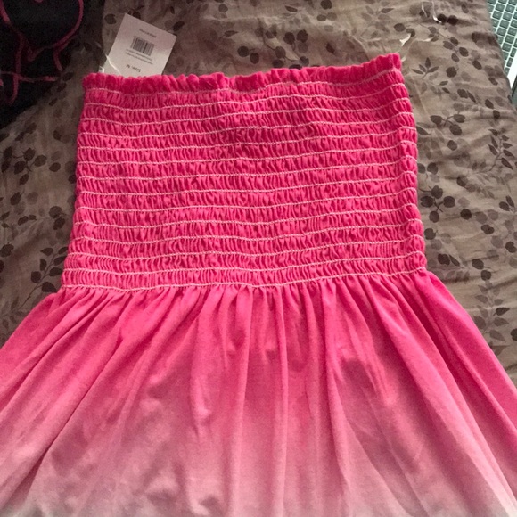 A shirt for beach wear 95% polyester 5% spandex - Picture 3 of 3